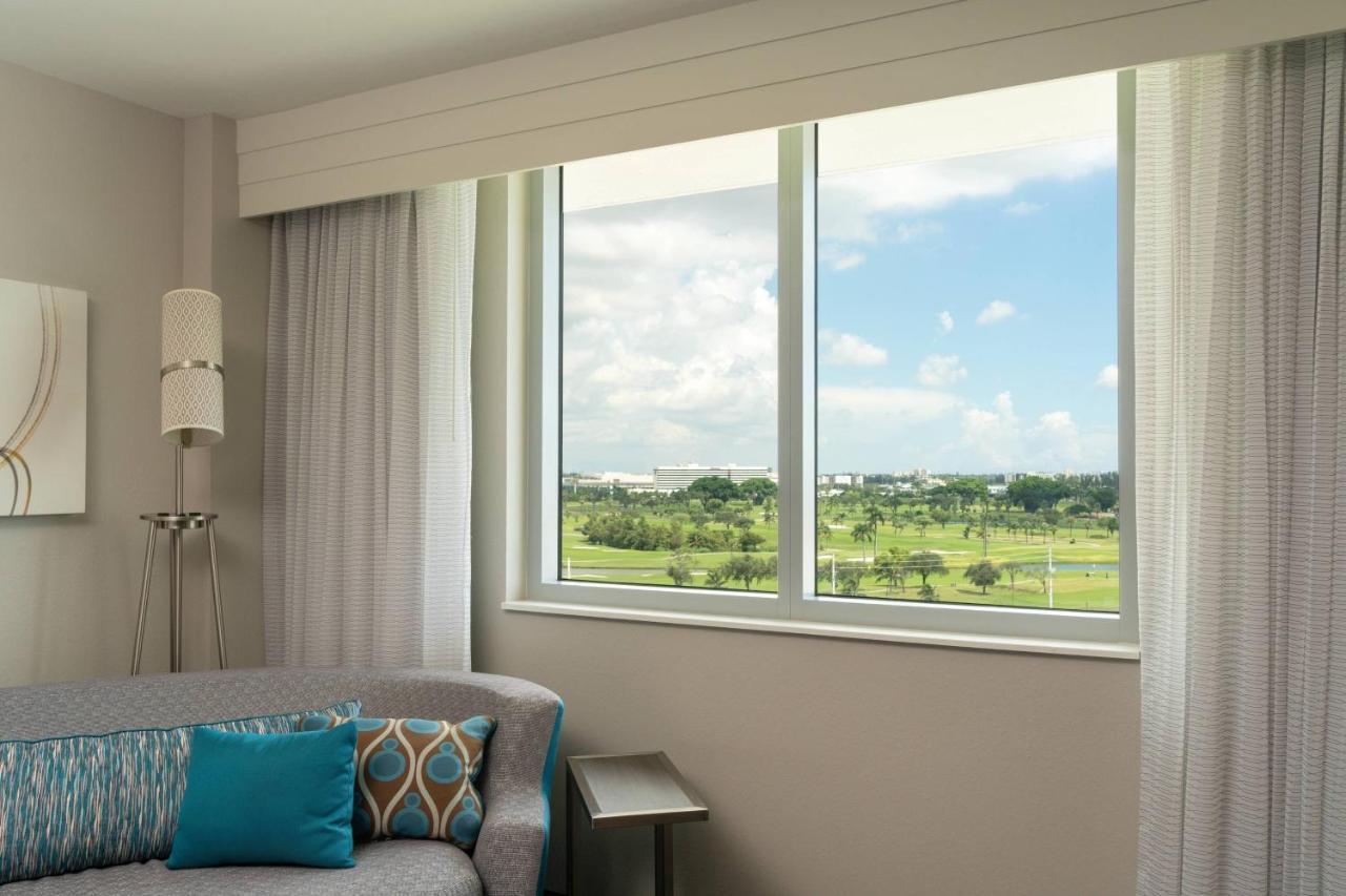 Hotel Courtyard By Marriott Miami Airport Zewnętrze zdjęcie